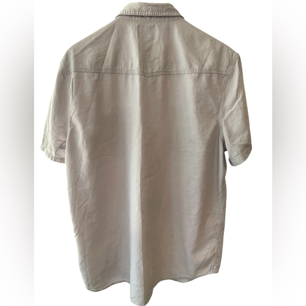 🩶🔥Lucky Brand Men's Light Gray Short Sleeve Shirt size L w/ metal/stone buttons - Picture 2 of 9